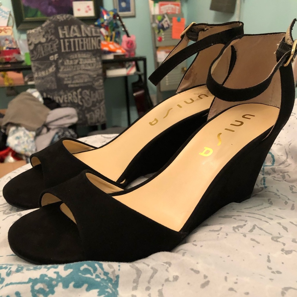 🌸4/$25 Black Heels